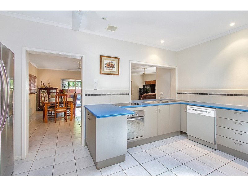 4 Baway Close, Caravonica QLD 4878