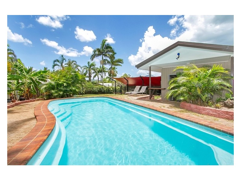 4 Baway Close, Caravonica QLD 4878