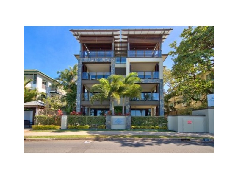 Trinity Beach QLD 4879
