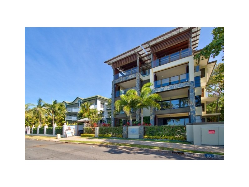Trinity Beach QLD 4879