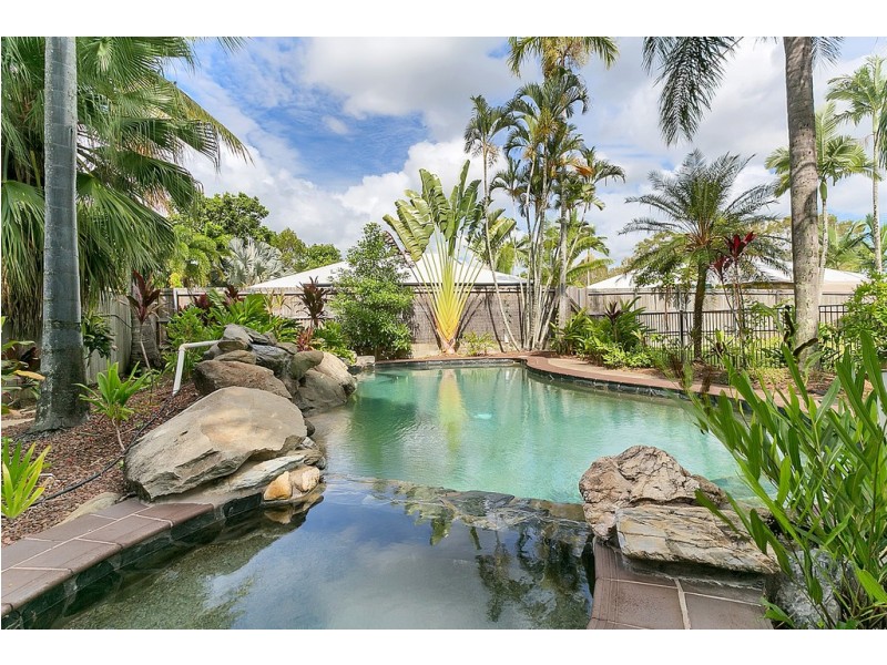 21 Kokopo Close, Trinity Beach QLD 4879