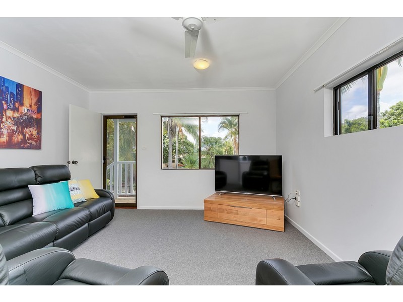21 Kokopo Close, Trinity Beach QLD 4879