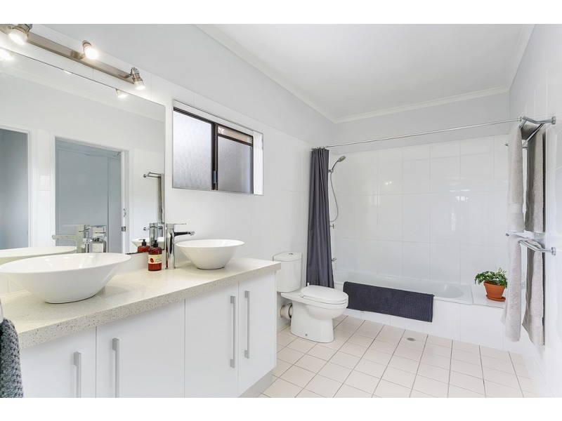 21 Kokopo Close, Trinity Beach QLD 4879