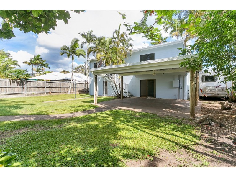 21 Kokopo Close, Trinity Beach QLD 4879