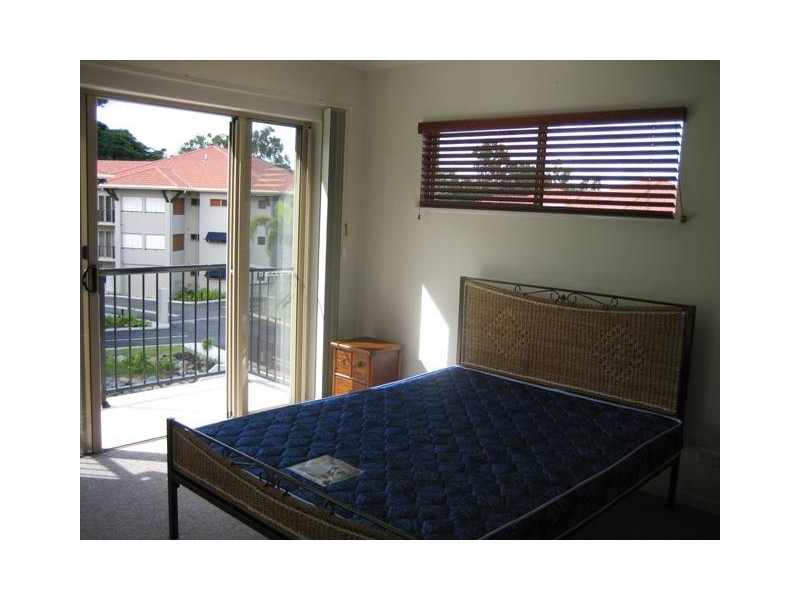 1209/22 Clifton Road, Clifton Beach QLD 4879