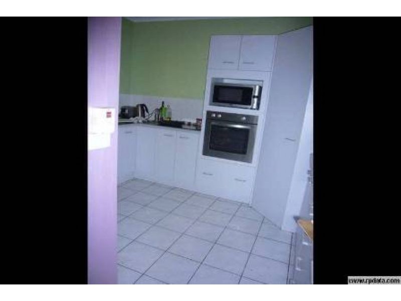 1/77-79 Moore Street, Trinity Beach QLD 4879