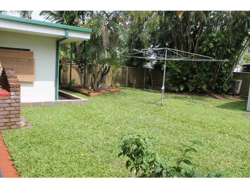 11 Huon Street, Trinity Beach QLD 4879