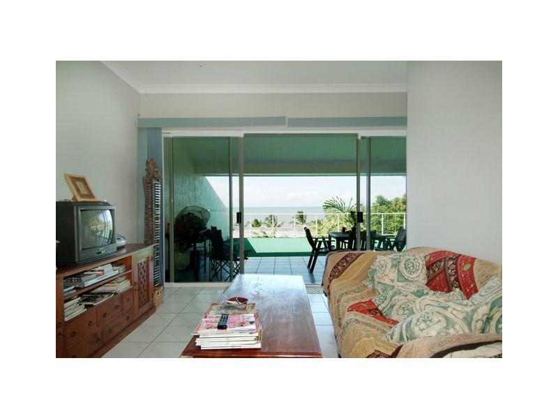 6/24 Moore Street, Trinity Beach QLD 4879