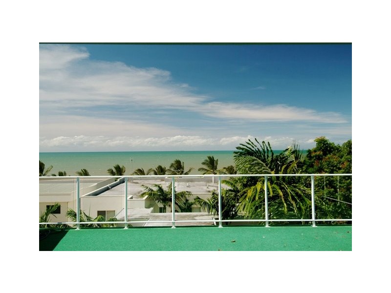 6/24 Moore Street, Trinity Beach QLD 4879