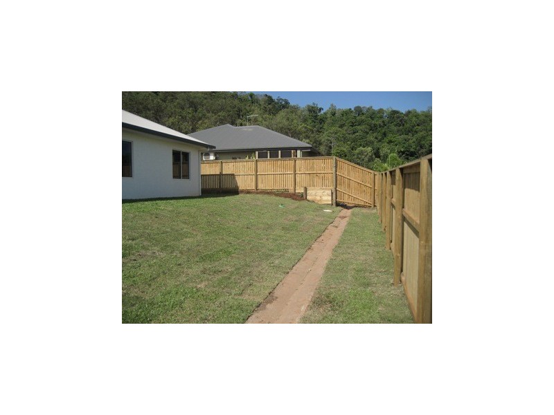 18 Port Close, Trinity Beach QLD 4879