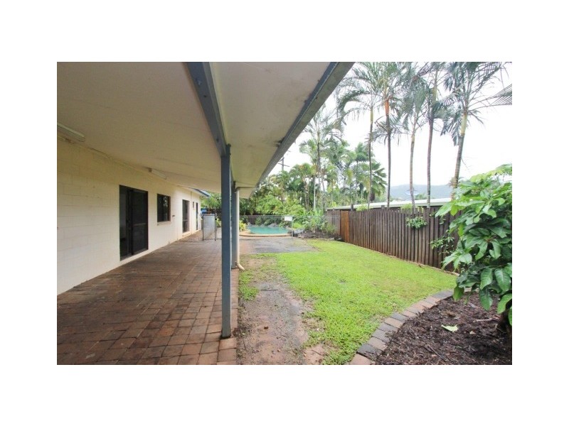 40 Moresby Street, Trinity Beach QLD 4879