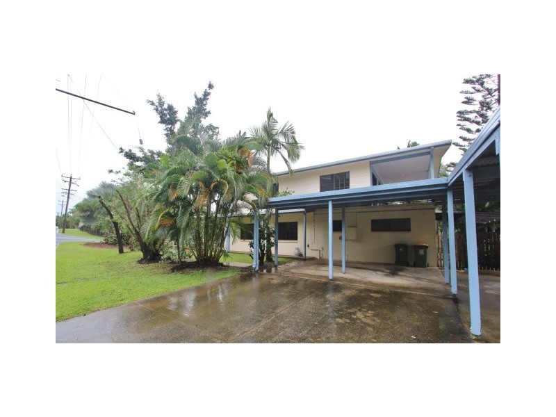 40 Moresby Street, Trinity Beach QLD 4879