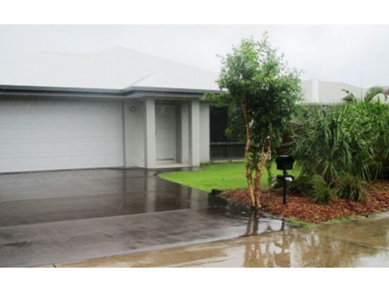 3 Seton Street, Trinity Park QLD 4879