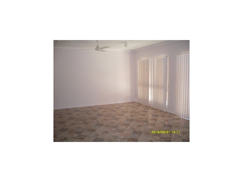 2 Burranong Street, Kewarra Beach QLD 4879