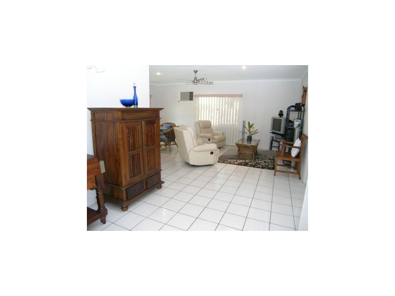 23 Cyprea Close, Trinity Beach QLD 4879
