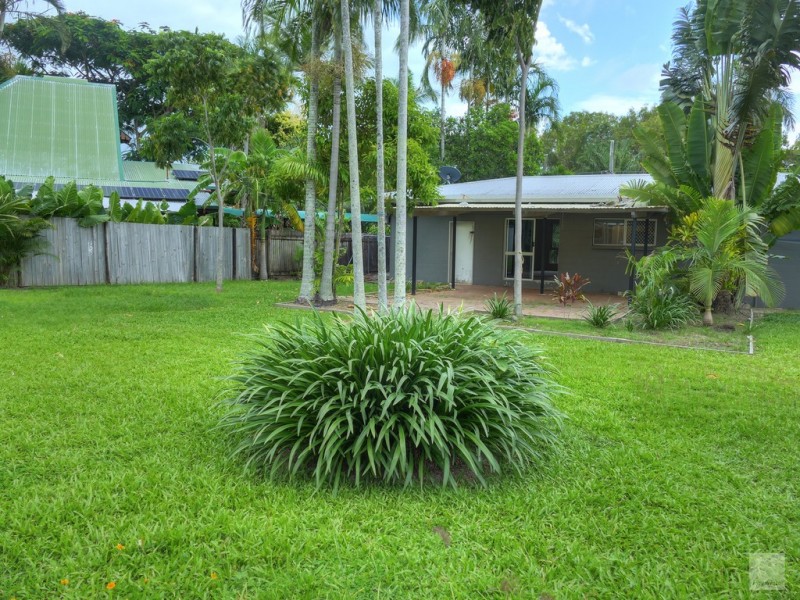 9 Starling Street, Kewarra Beach QLD 4879