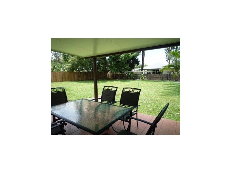 11 Corinda Close, Trinity Beach QLD 4879