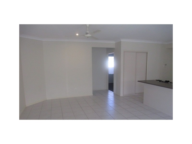 16 Port Close, Trinity Beach QLD 4879