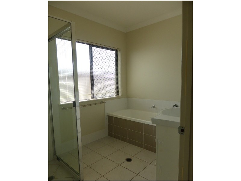 16 Port Close, Trinity Beach QLD 4879