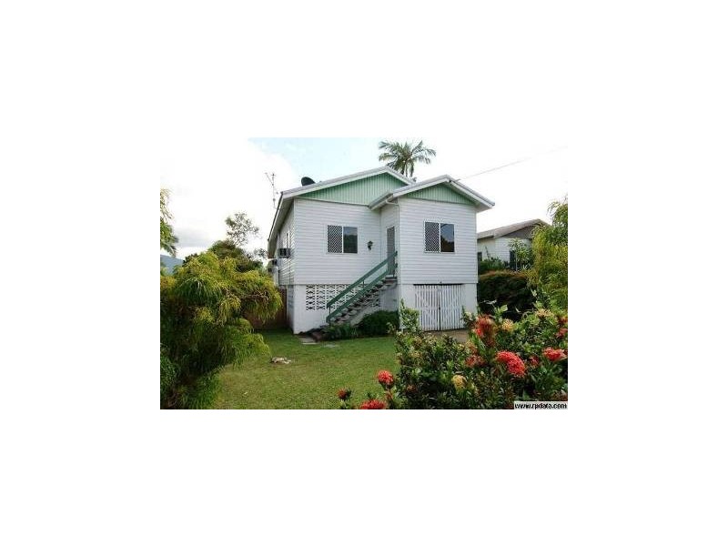 34 Old Smithfield Road, Freshwater QLD 4870