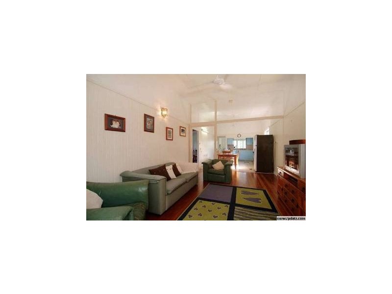 34 Old Smithfield Road, Freshwater QLD 4870