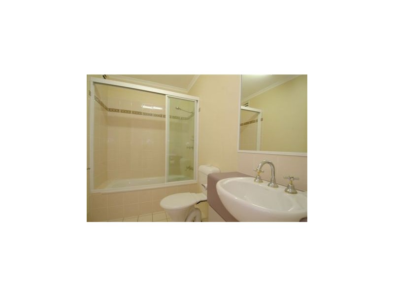 6/8 Oyster Court, Trinity Beach QLD 4879