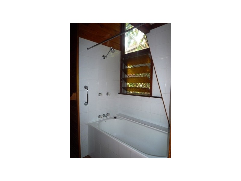 9 Moresby Street, Trinity Beach QLD 4879