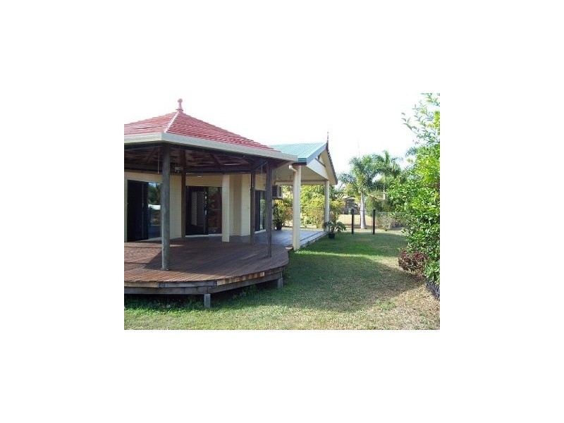 95 Jungara Road, Redlynch QLD 4870