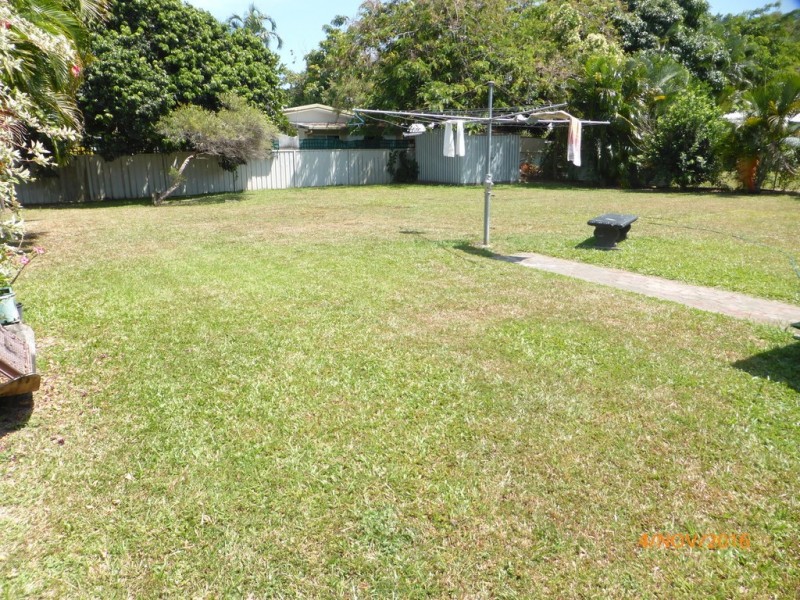 8 Corinda Close, Trinity Beach QLD 4879