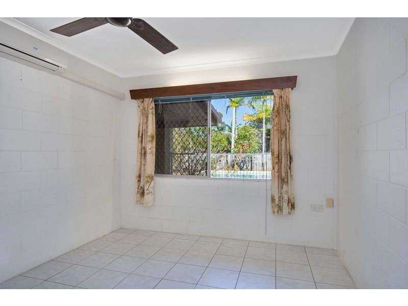 2 Kavieng Street, Trinity Beach QLD 4879