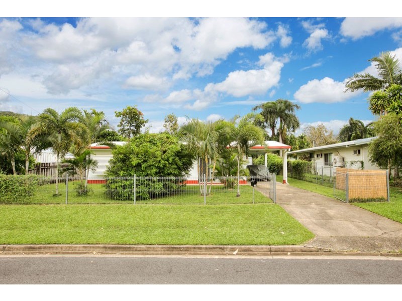 14 Wewak Street, Trinity Beach QLD 4879