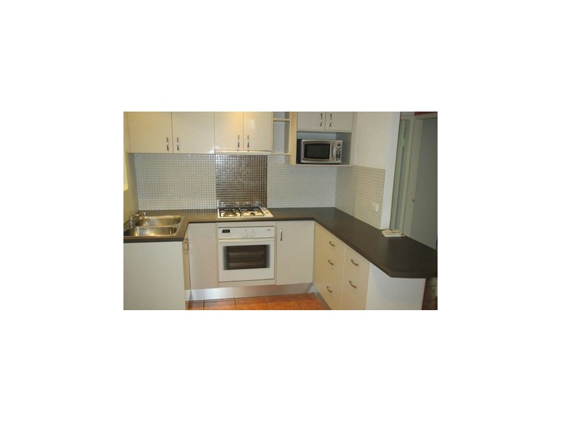 112B Wistaria Street, Holloways Beach QLD 4878