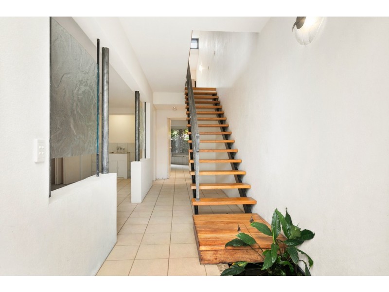 1/22 Oyster Court, Trinity Beach QLD 4879