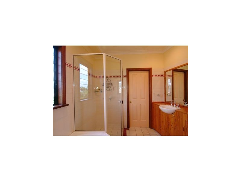 12 Crowsnest Terrace, Trinity Beach QLD 4879