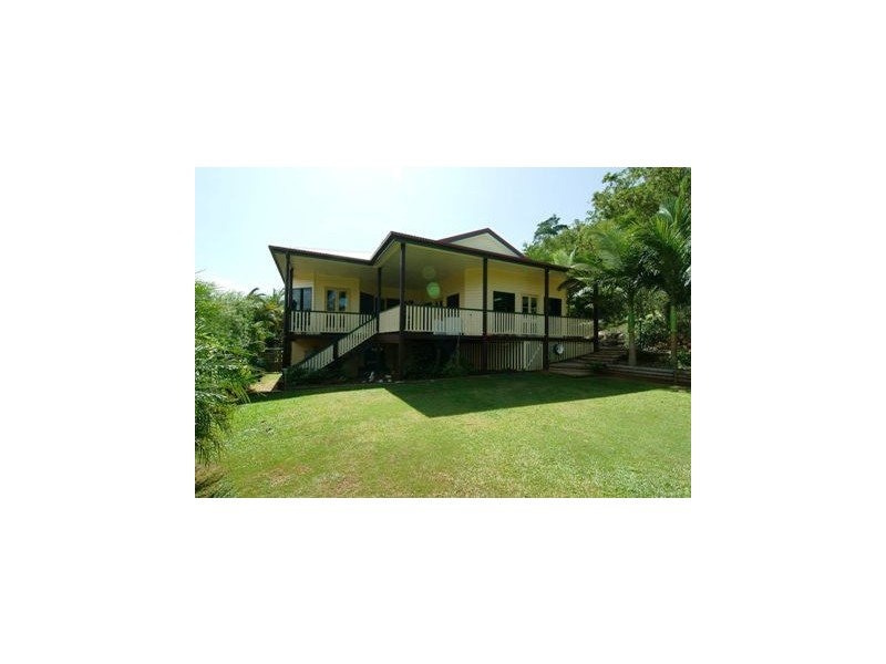 12 Crowsnest Terrace, Trinity Beach QLD 4879