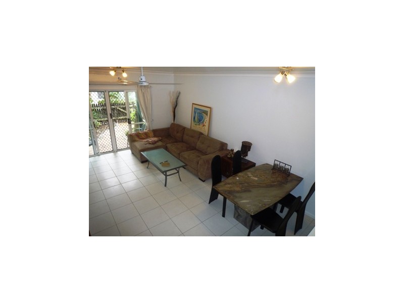 3/544 Varley Street, Yorkeys Knob QLD 4878