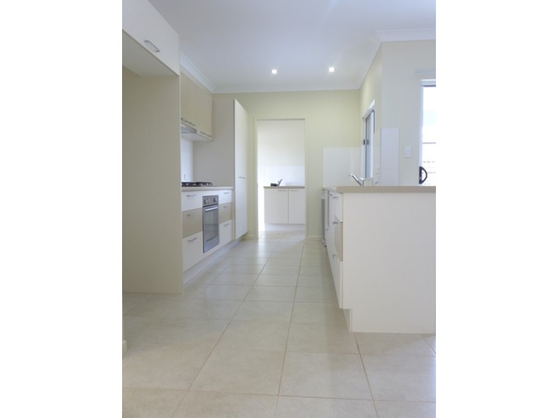 31 Seaways Street, Trinity Beach QLD 4879