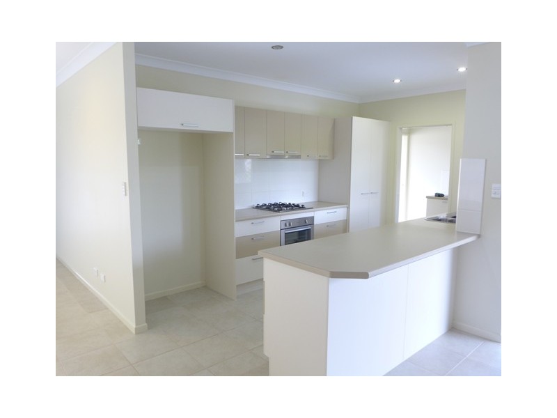 31 Seaways Street, Trinity Beach QLD 4879