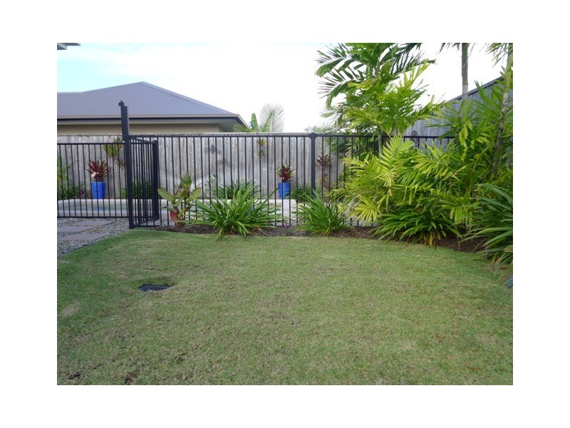31 Seaways Street, Trinity Beach QLD 4879