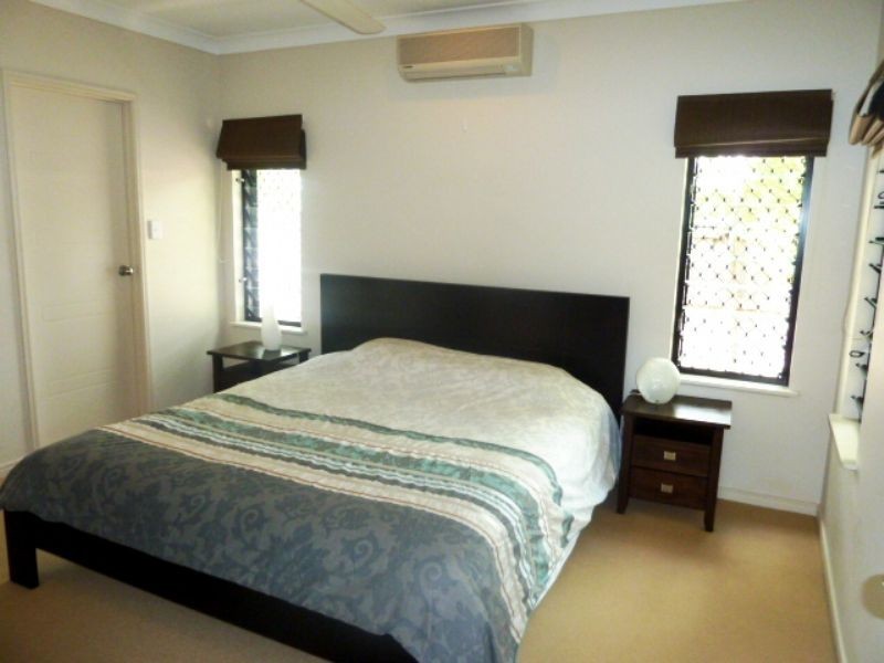 11 Mia Close, Kewarra Beach QLD 4879