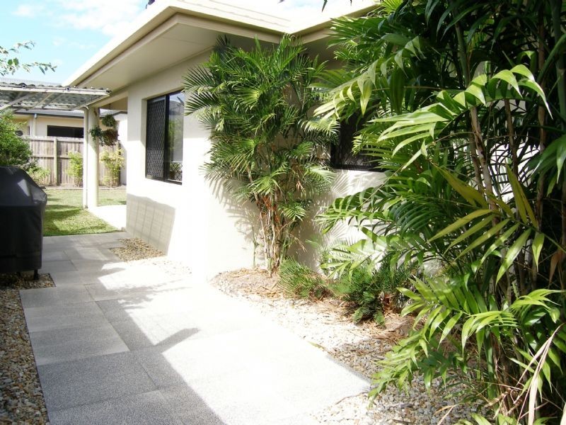 11 Mia Close, Kewarra Beach QLD 4879
