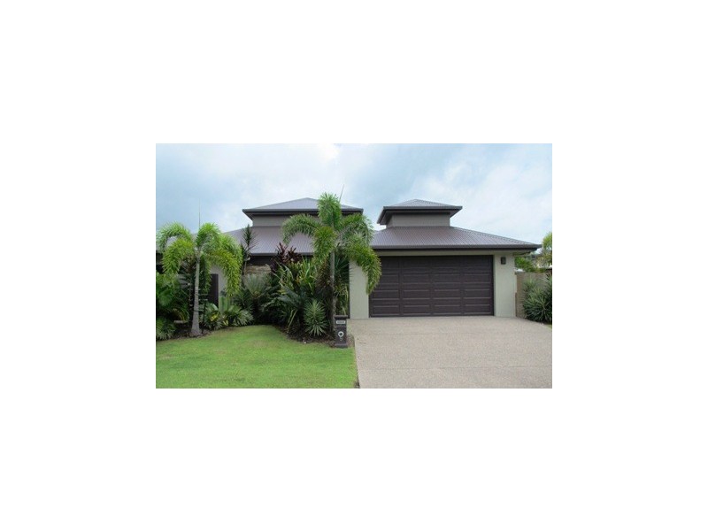 5 Kaban Grove, Trinity Park QLD 4879