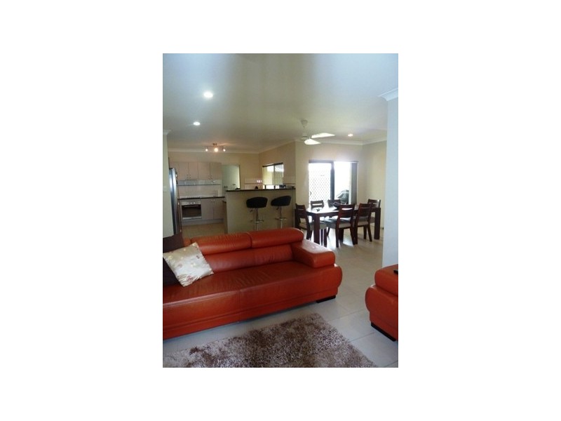 5 Kaban Grove, Trinity Park QLD 4879