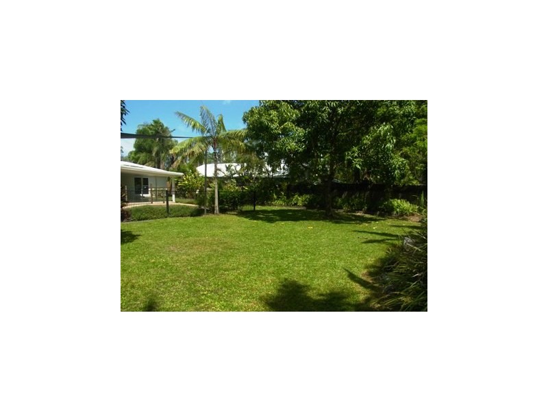 9 Saxon Street, Clifton Beach QLD 4879