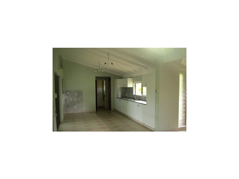 21 Hope Street, Clifton Beach QLD 4879