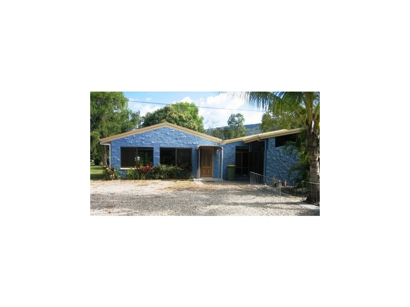 21 Hope Street, Clifton Beach QLD 4879