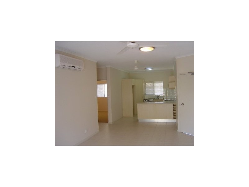 11/12 Oyster Court, Trinity Beach QLD 4879