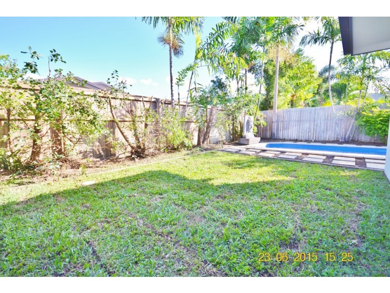 8B Vetiver Street, Trinity Park QLD 4879
