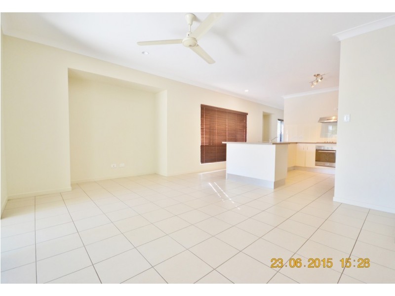 8B Vetiver Street, Trinity Park QLD 4879