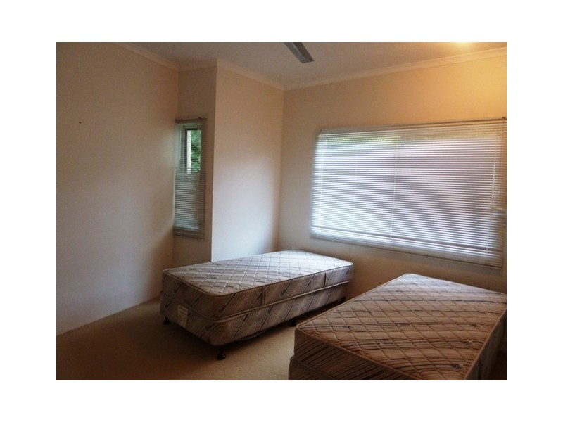 5/98-100 Moore Street, Trinity Beach QLD 4879